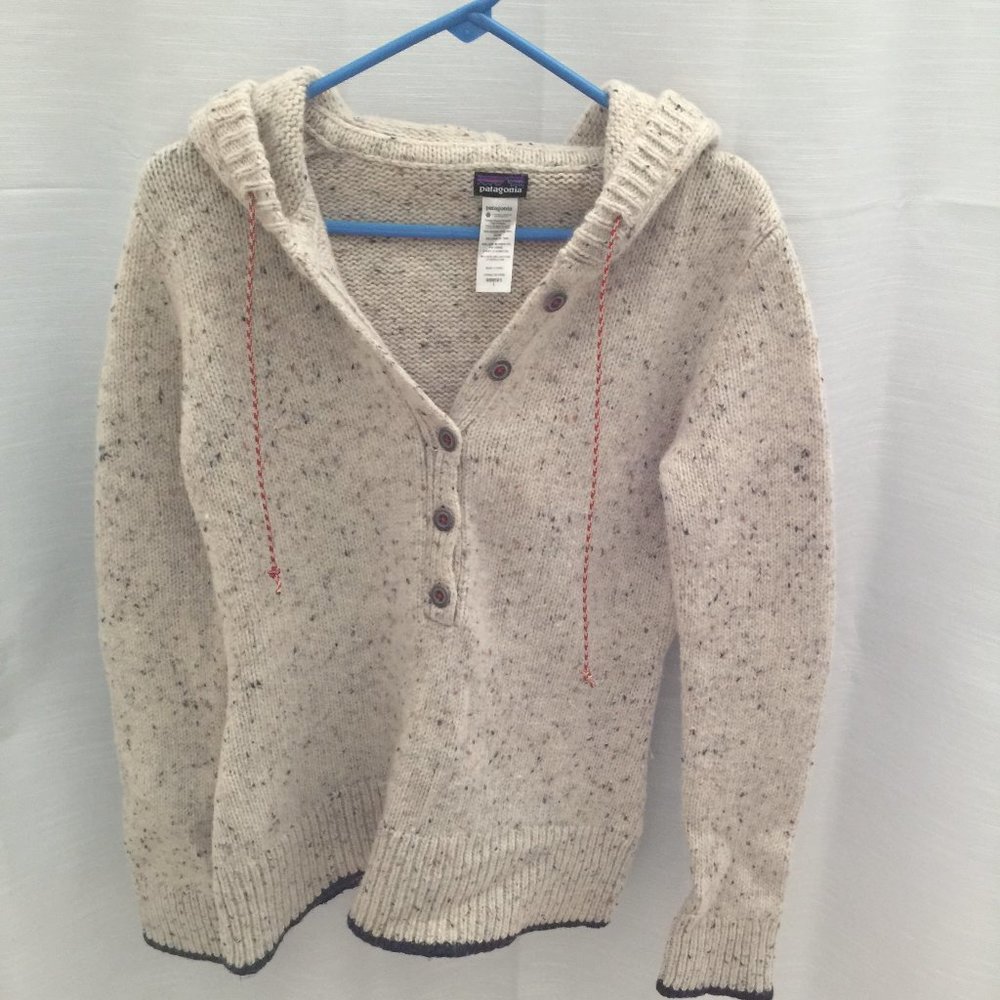 0103 WOMEN'S PATAGONIA WOOL HOODED RANCHITO SWEATER  - CREAM - SIZE L
